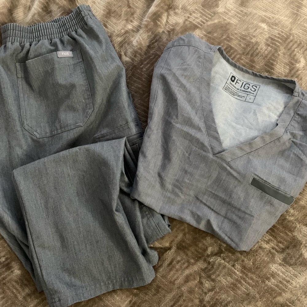 FIGS Graphite scrub pants